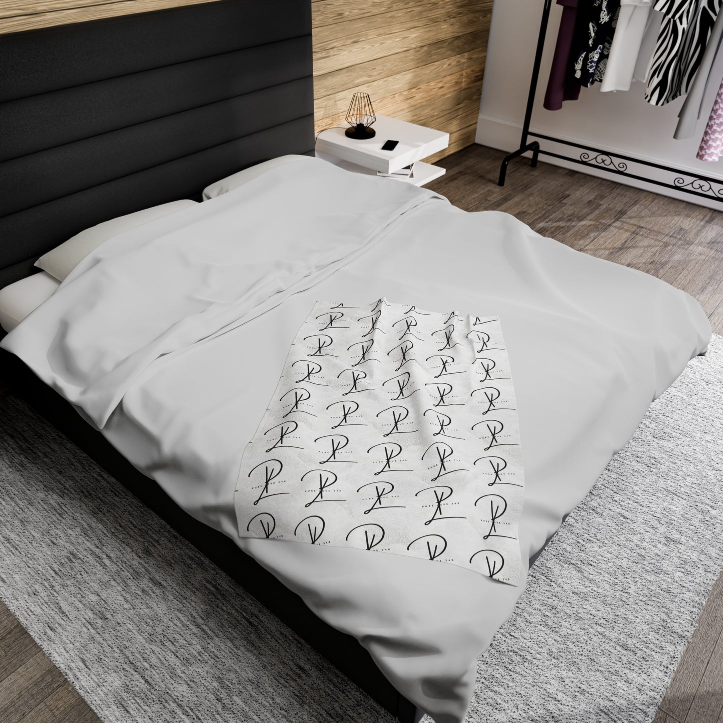 Blk PL Plush Blanket