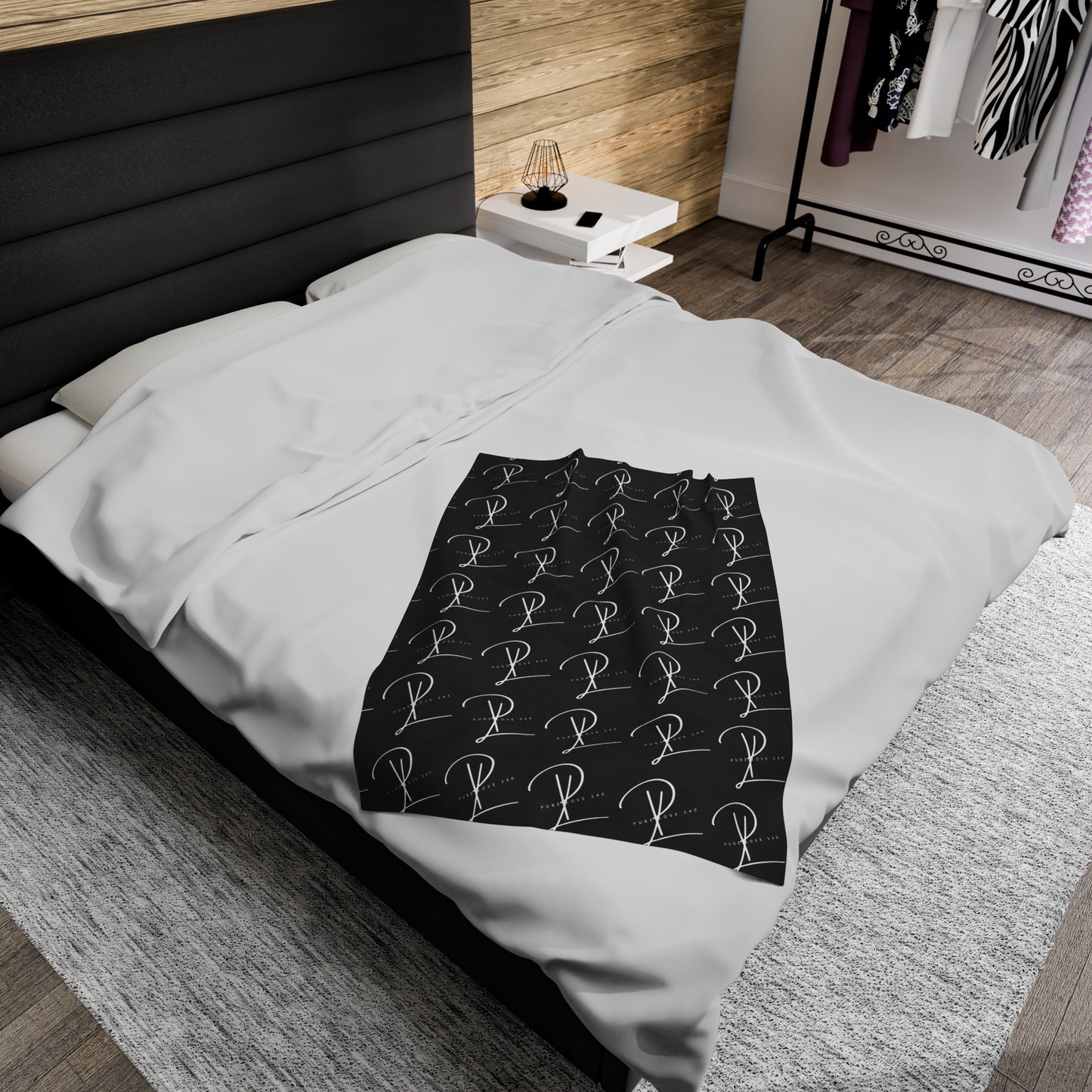 Blk PL Plush Blanket